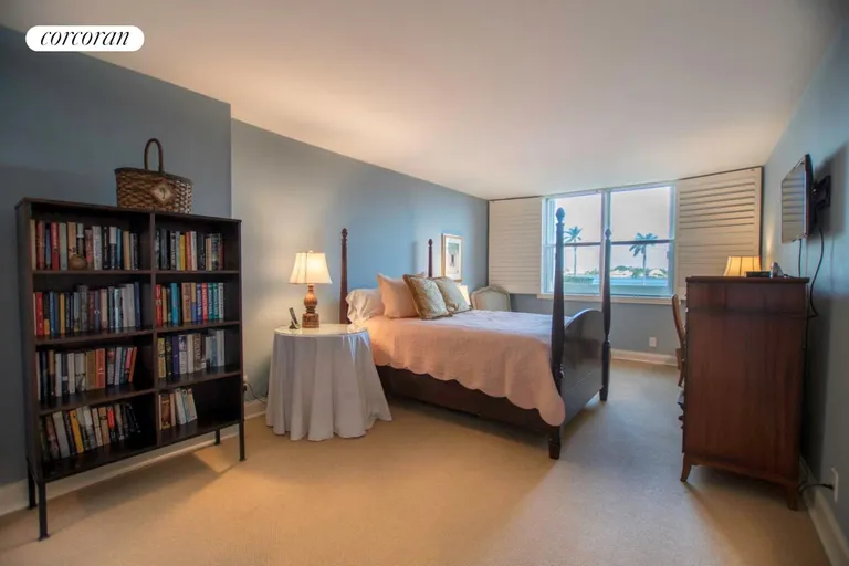 New York City Real Estate | View 1701 South Flagler Drive #207 | room 4 | View 5