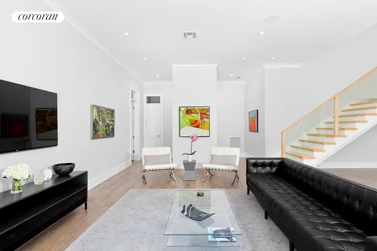 New York City Real Estate | View 425 NE 8th Ave. | room 5 | View 6