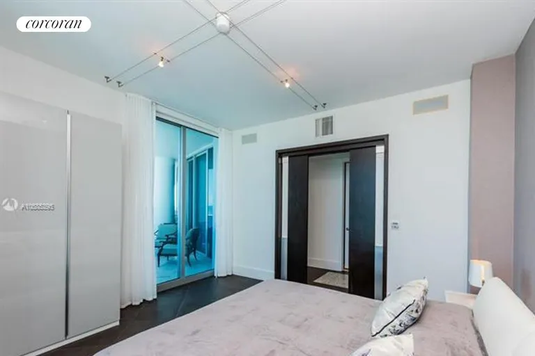 New York City Real Estate | View 5959 E Collins Avenue 1107 | room 49 | View 50