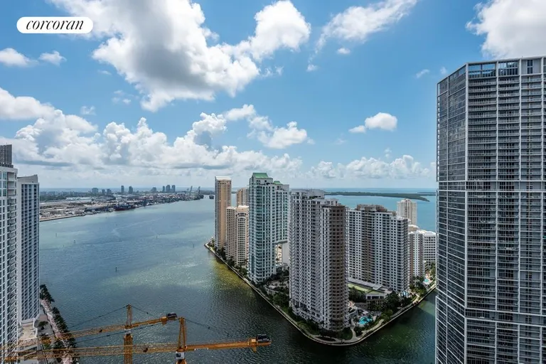 New York City Real Estate | View 200 Biscayne Blvd 4305 | room 5 | View 6