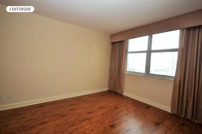 New York City Real Estate | View 1701 South Flagler Drive #1003 | room 8 | View 9