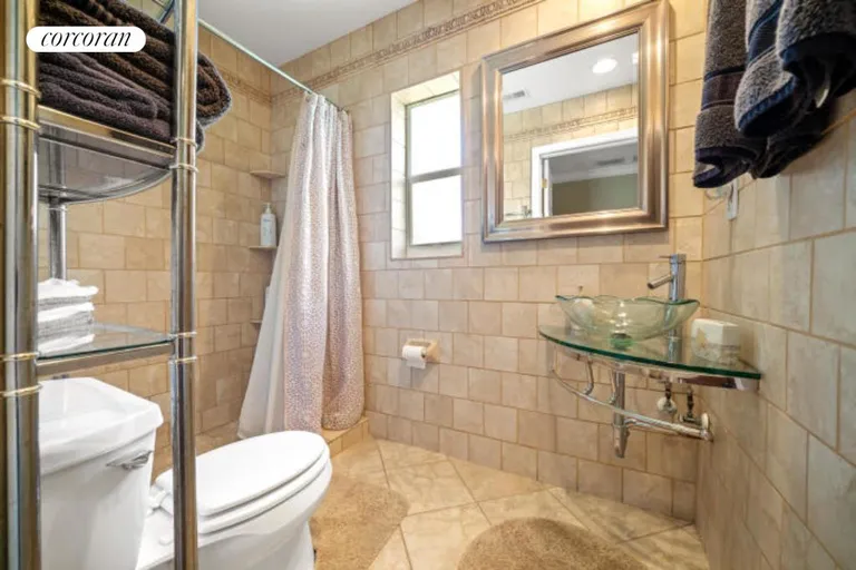 New York City Real Estate | View 2615 Duke Court | room 13 | View 14