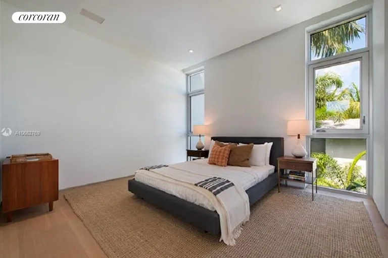 New York City Real Estate | View 709 E Dilido Dr. | room 20 | View 21