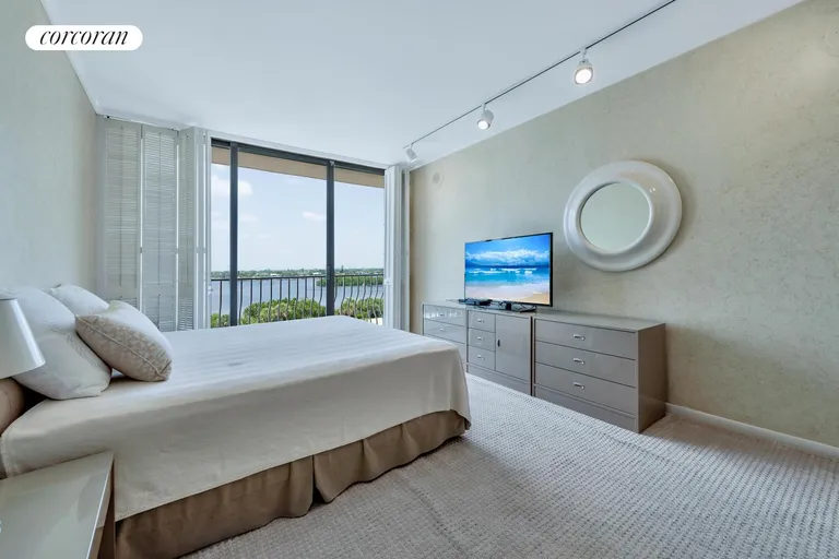 New York City Real Estate | View 2000 South Ocean Blvd 404S | room 14 | View 15
