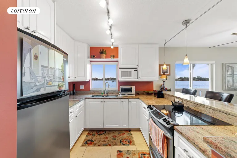 New York City Real Estate | View 231 E Lantana Road #205 | room 10 | View 11