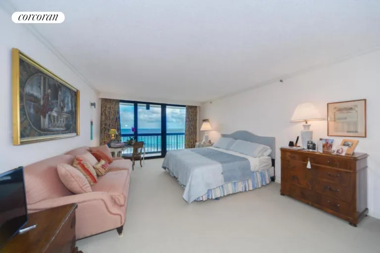New York City Real Estate | View 4545 North Ocean Blvd #15A | room 5 | View 6