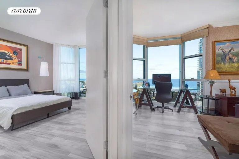 New York City Real Estate | View 300 S. Pointe Dr. #1701 | room 21 | View 22