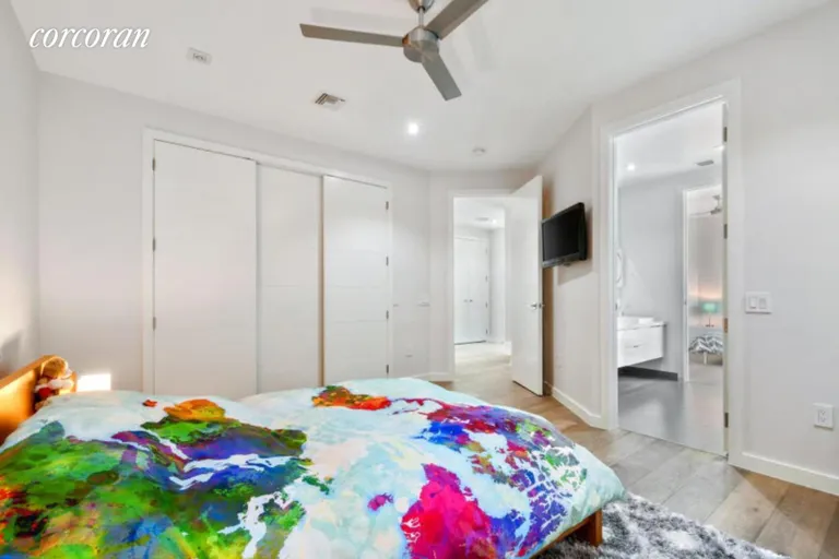 New York City Real Estate | View 1744 North Lakeside Drive | room 51 | View 52