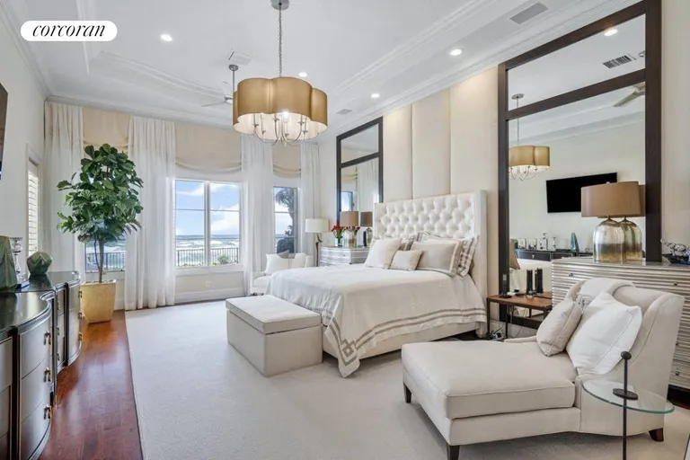 New York City Real Estate | View 3813 North Ocean Blvd | room 21 | View 22