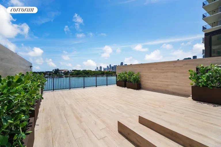 New York City Real Estate | View 1000 Venetian Way #109 | room 7 | View 8