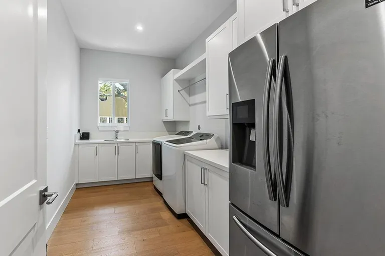 New York City Real Estate | View 315 NW 16th Street | room 35 | View 36