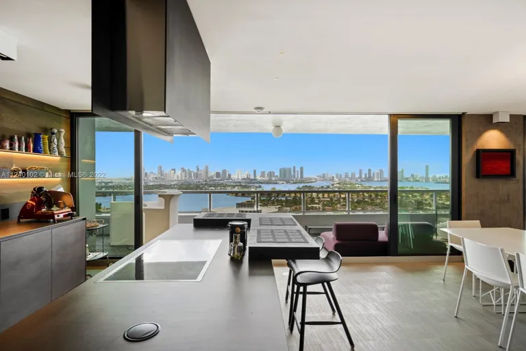 New York City Real Estate | View 9 Island Ave #T3 | room 6 | View 7