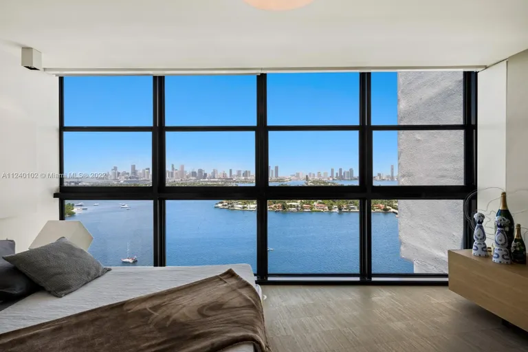 New York City Real Estate | View 9 Island Ave #T3 | room 15 | View 16