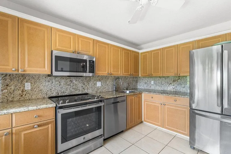 New York City Real Estate | View 7896 Eastlake Drive 21-A | room 8 | View 9