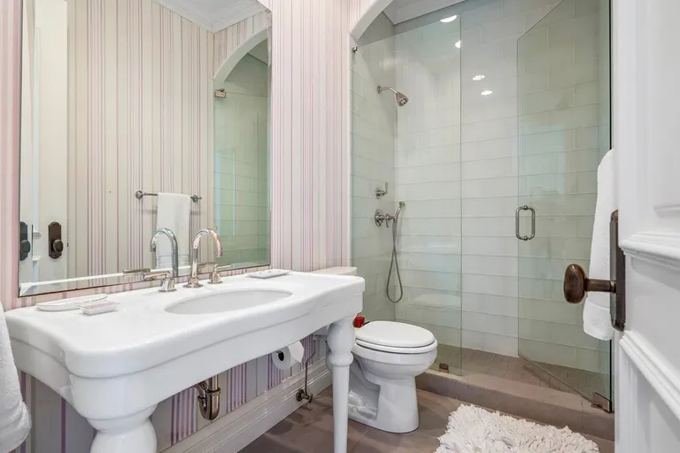 New York City Real Estate | View 437 Chilean Avenue | room 18 | View 19
