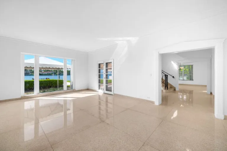 New York City Real Estate | View 1120 Bay Drive | room 7 | View 8