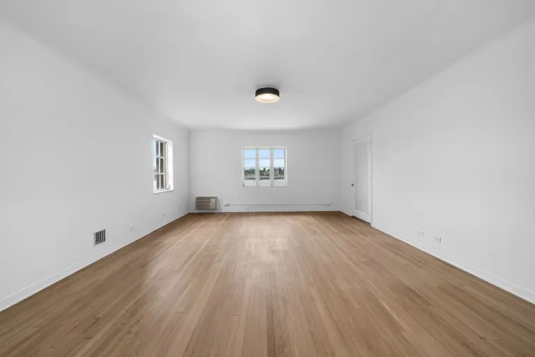 New York City Real Estate | View 1120 Bay Drive | room 22 | View 23
