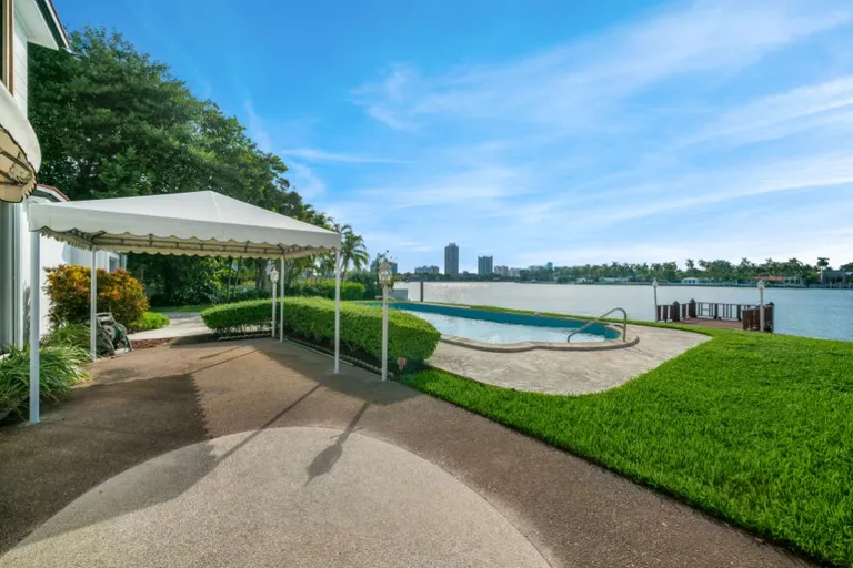 New York City Real Estate | View 1120 Bay Drive | room 35 | View 36