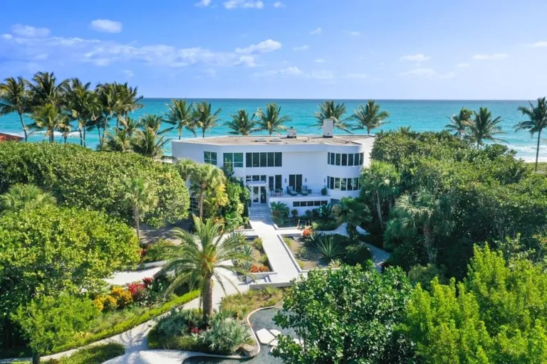 New York City Real Estate | View 619 South Beach Road | 6 Beds, 5.1 Baths | View 1