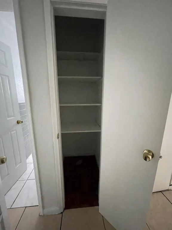 220 S Swinton Ave, Delray Beach, FL 33444 Property for sale