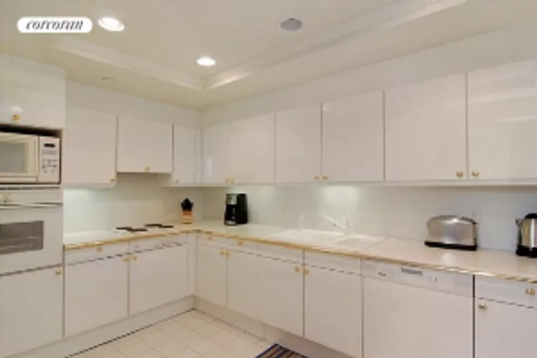 New York City Real Estate | View 150 Bradley Place #204 | 2 Beds, 2 Baths | View 1