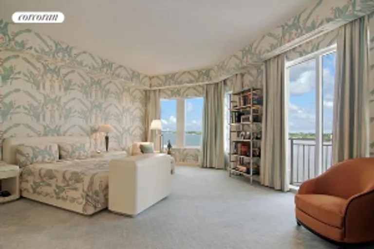 New York City Real Estate | View 622 North Flagler Drive, #1004 | room 4 | View 5