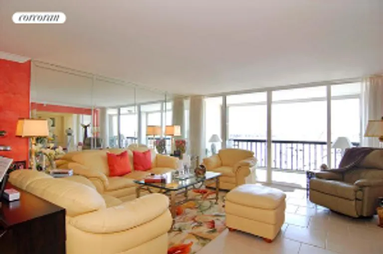 New York City Real Estate | View 400 North Flagler Drive #1806 | room 6 | View 7