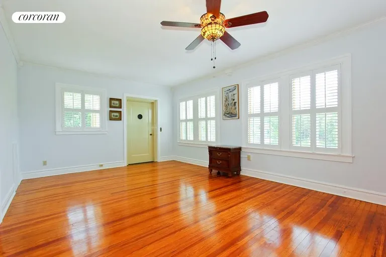 New York City Real Estate | View 227 Edgewood Drive | room 9 | View 10