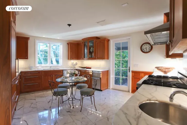 New York City Real Estate | View 2960 Polo Drive | room 4 | View 5