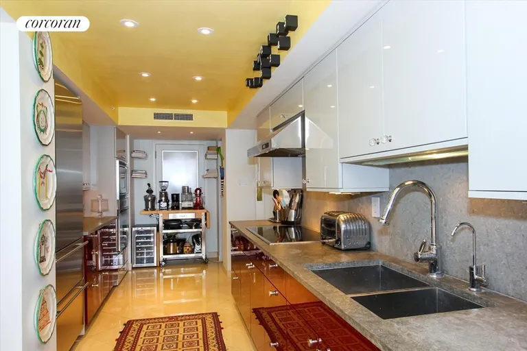 New York City Real Estate | View 400 North Flagler Drive #PH-A5 | Kitchen | View 3