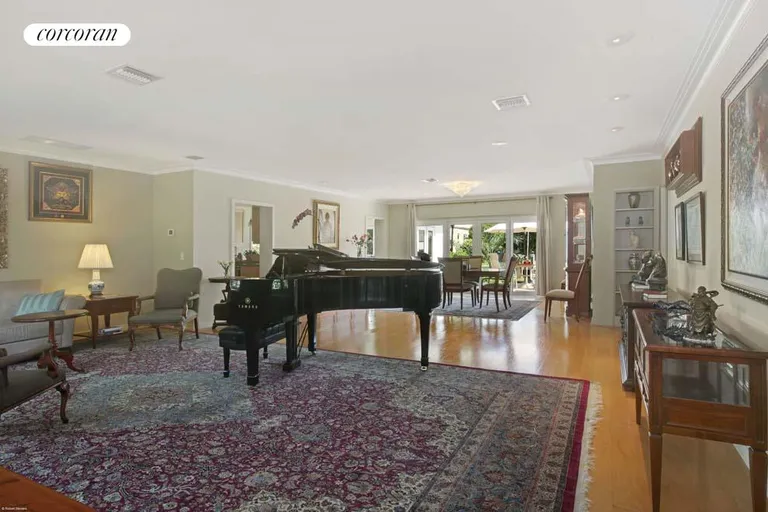New York City Real Estate | View 1027 White Drive | room 5 | View 6