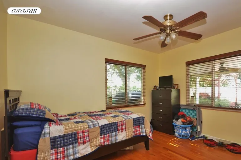 New York City Real Estate | View 289 Beverly Road | room 8 | View 9
