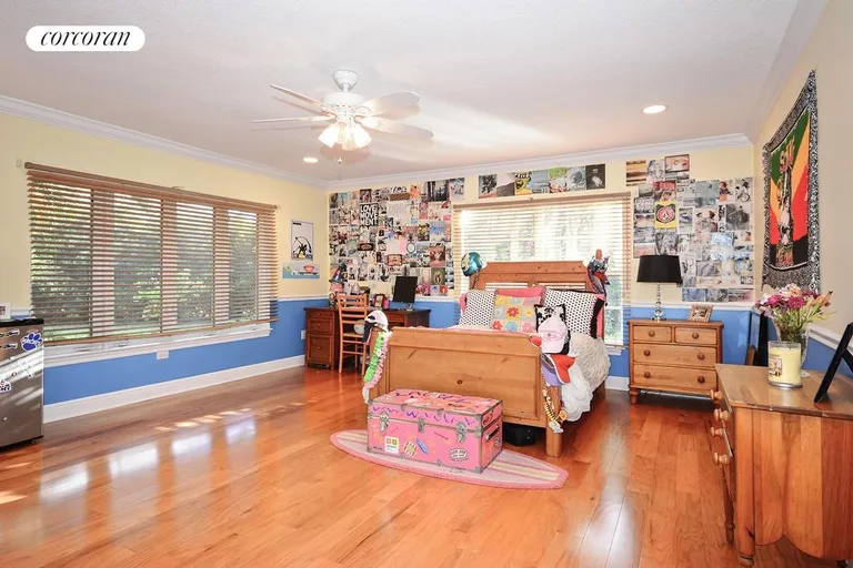 New York City Real Estate | View 4705 Sabal Palm Drive | room 11 | View 12