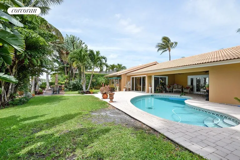 New York City Real Estate | View 18 Eleuthera Drive | room 5 | View 6