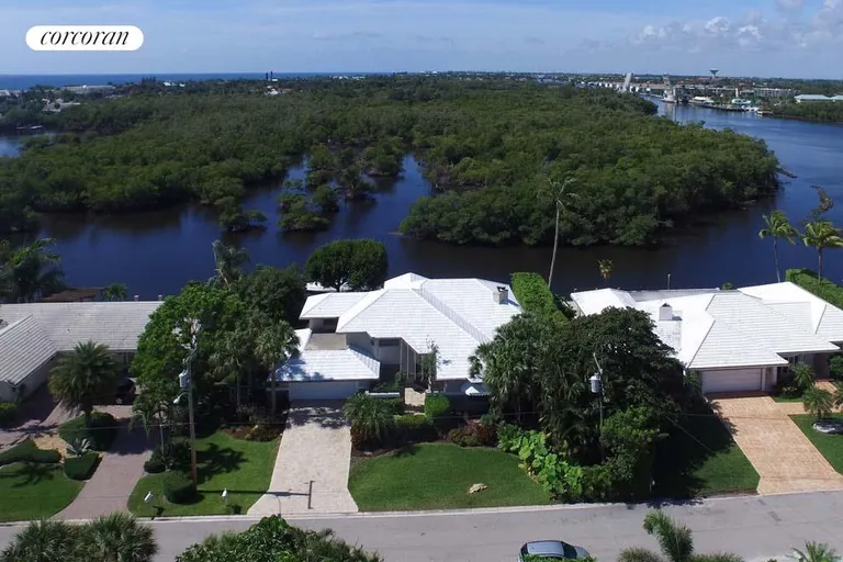 New York City Real Estate | View 6 Inlet Cay Drive | room 34 | View 35