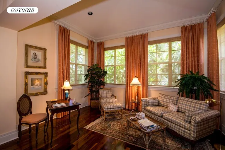 New York City Real Estate | View 790 Andrews Avenue #F101 | Master Sitting Room | View 14