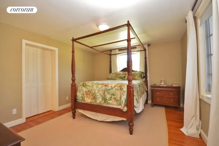 New York City Real Estate | View 322 Colonial Road | room 5 | View 6