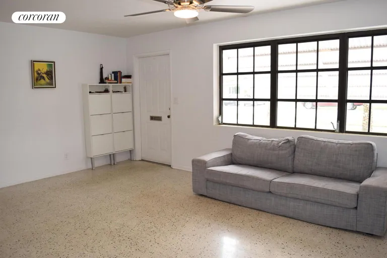 New York City Real Estate | View 253 Forest Hill Blvd | room 2 | View 3
