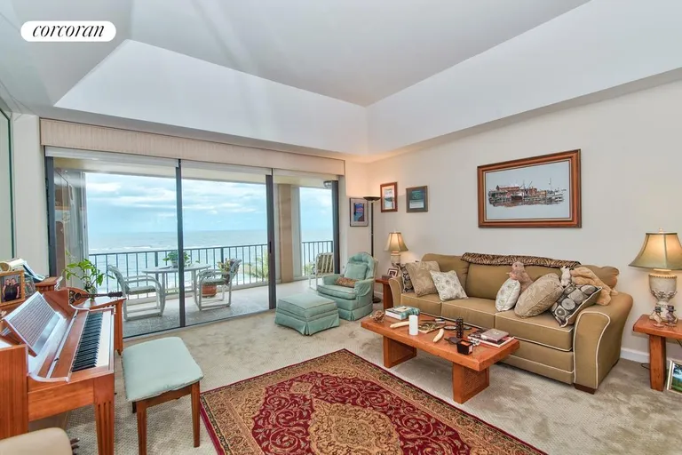 New York City Real Estate | View 6885 North Ocean Blvd #502 | room 3 | View 4