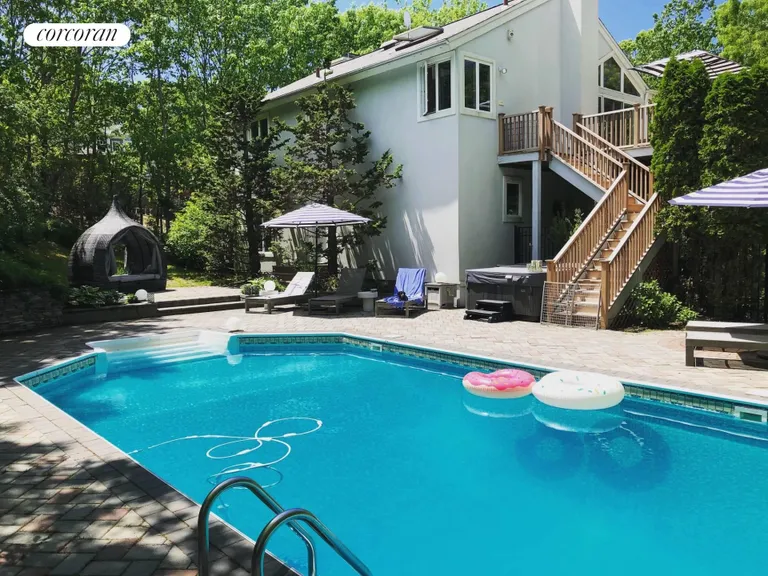 New York City Real Estate | View 20 Shady Cove Lane | room 31 | View 32