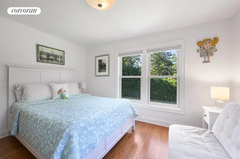 New York City Real Estate | View 32 Eastville Avenue | room 21 | View 22