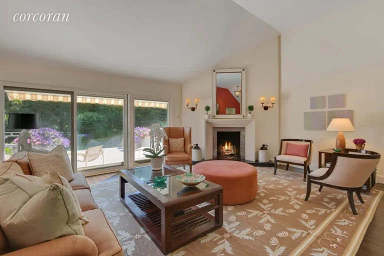 New York City Real Estate | View 32 Cobblefield Ln | room 2 | View 3