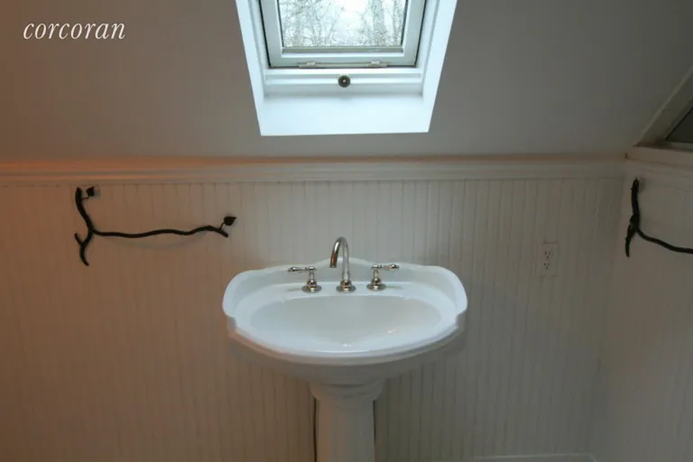 New York City Real Estate | View 264 Big Fresh Pond Rd | adorable 2nd floor bathroom | View 11