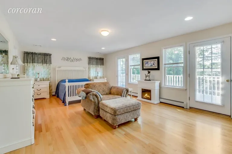 New York City Real Estate | View 8 Mill Pond Lane | room 11 | View 12