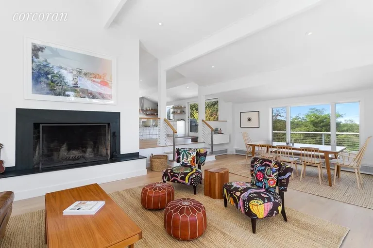 New York City Real Estate | View Montauk | living room | View 4