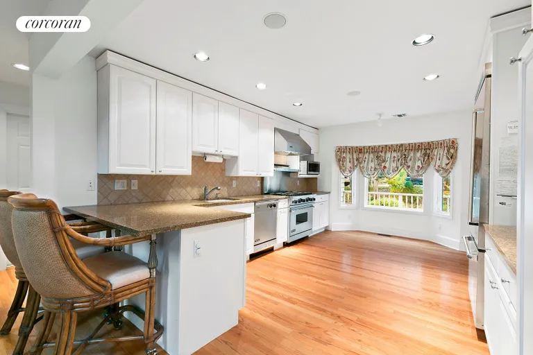 New York City Real Estate | View 157 Chardonnay Drive | Kitchen | View 4