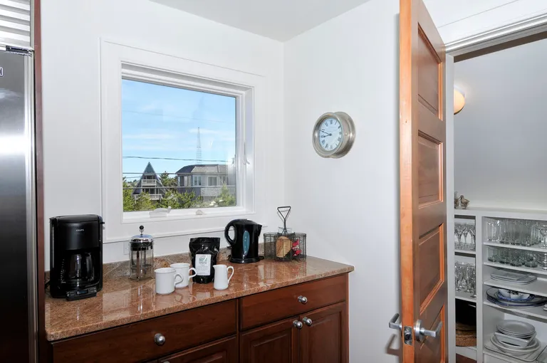 New York City Real Estate | View  | BREAKFAST COFFEE NOOK | View 11