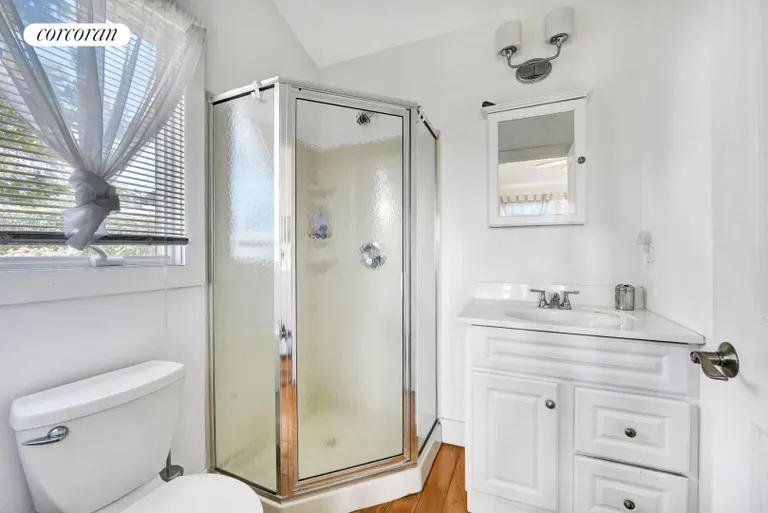 New York City Real Estate | View 4 Cleveland Drive | room 13 | View 14