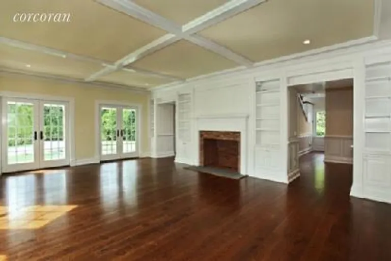 New York City Real Estate | View 29 Roberts Lane | Living room with Fireplace | View 10