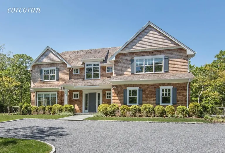 New York City Real Estate | View 211 Roses Grove | 7 Beds, 6.5 Baths | View 1